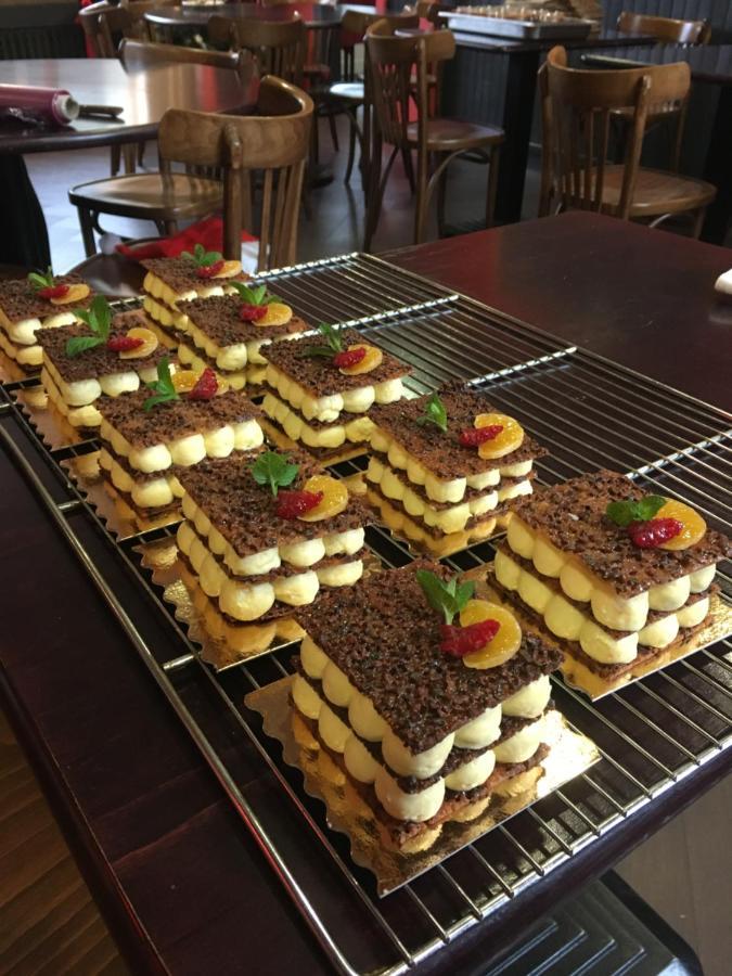 Tinchebray-Bocage Au Pere Tranquille酒店 外观 照片