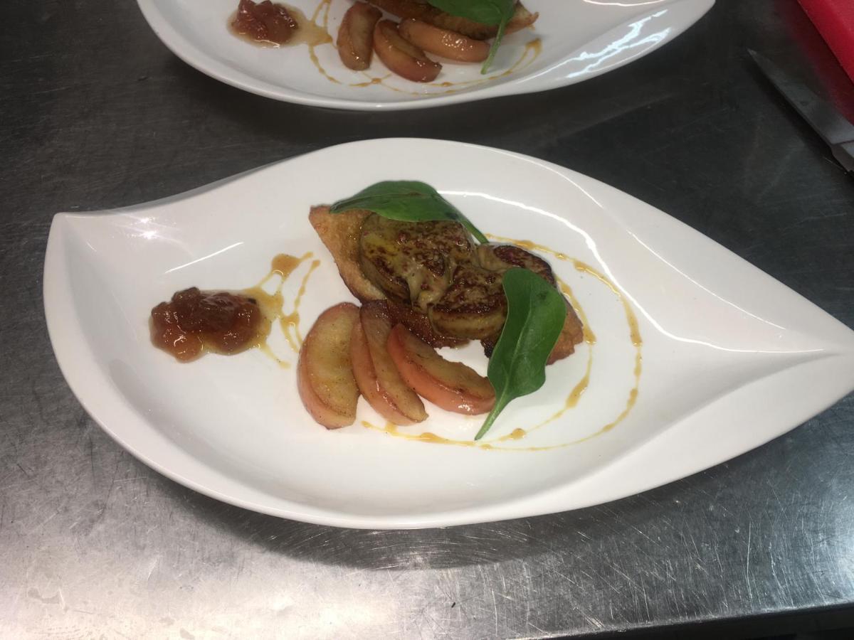 Tinchebray-Bocage Au Pere Tranquille酒店 外观 照片