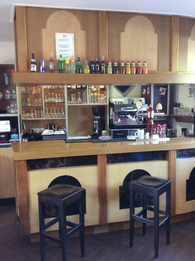 Tinchebray-Bocage Au Pere Tranquille酒店 外观 照片